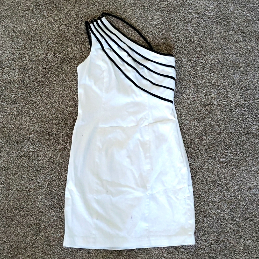 B. Darlin One Shoulder - Sexy Cocktail Dress